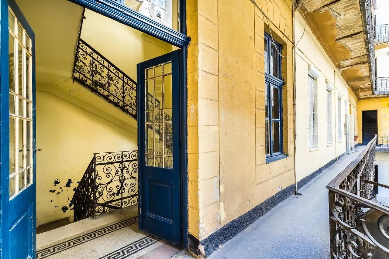 Cosy Studios In The Heart Of The City Budapest