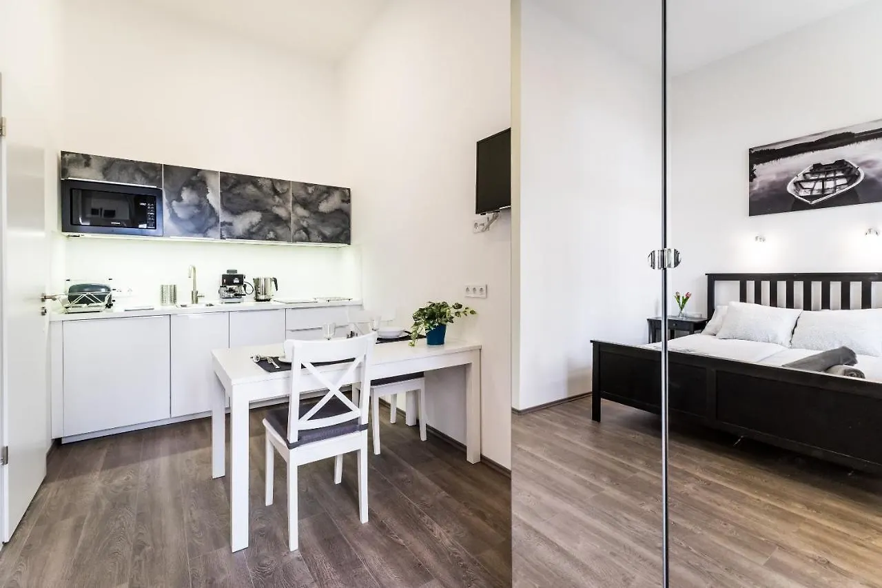 Cosy Studios In The Heart Of The City Budapest 0*,