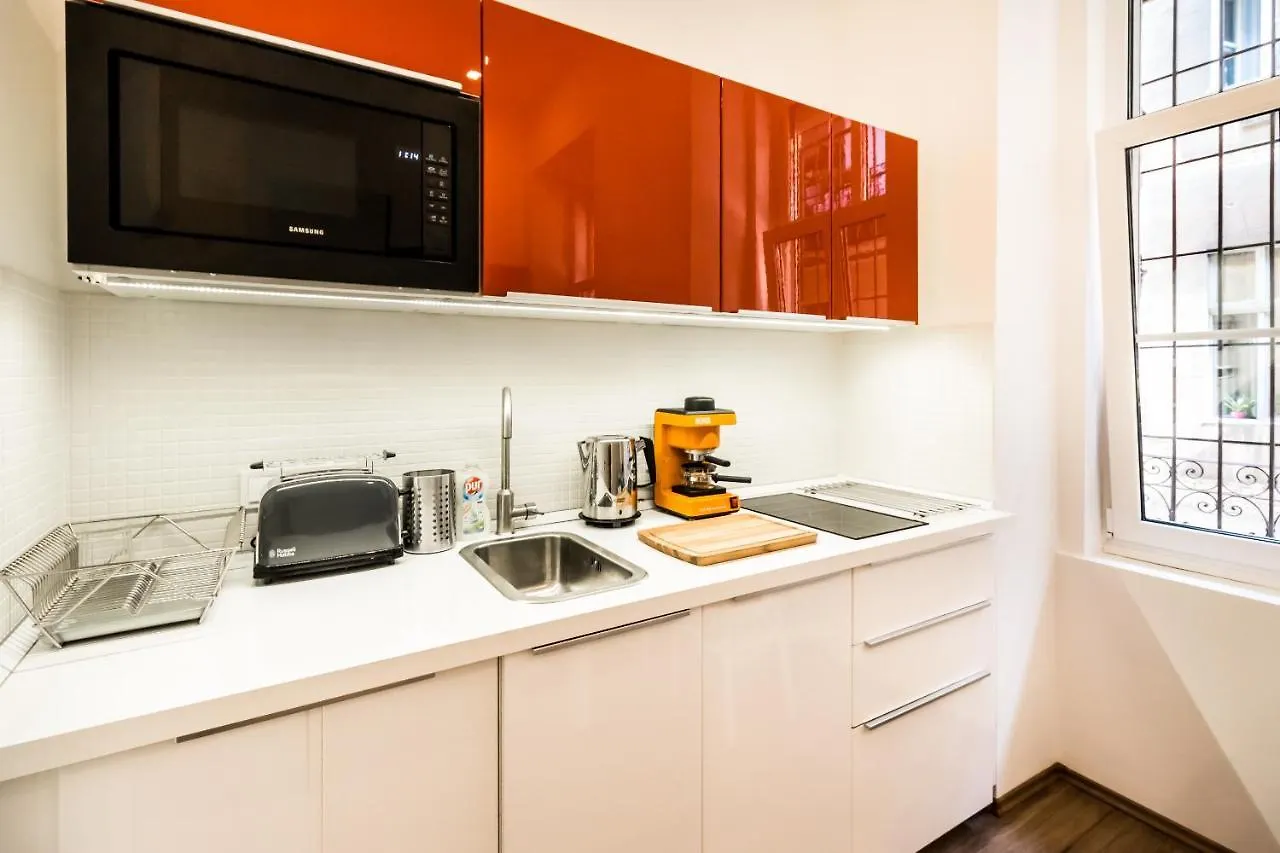 Cosy Studios In The Heart Of The City Budapest
